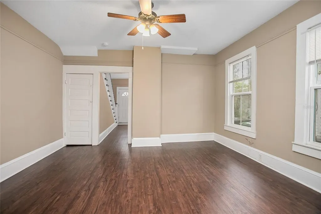 206 W Wisconsin Avenue Deland FL 32720