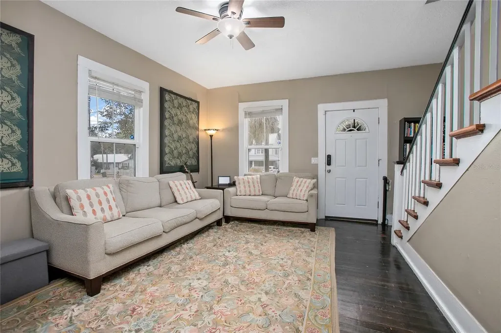 206 W Wisconsin Avenue Deland FL 32720
