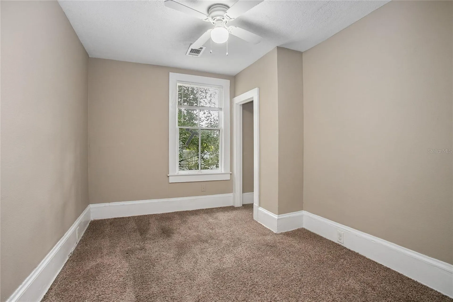 206 W Wisconsin Avenue Deland FL 32720