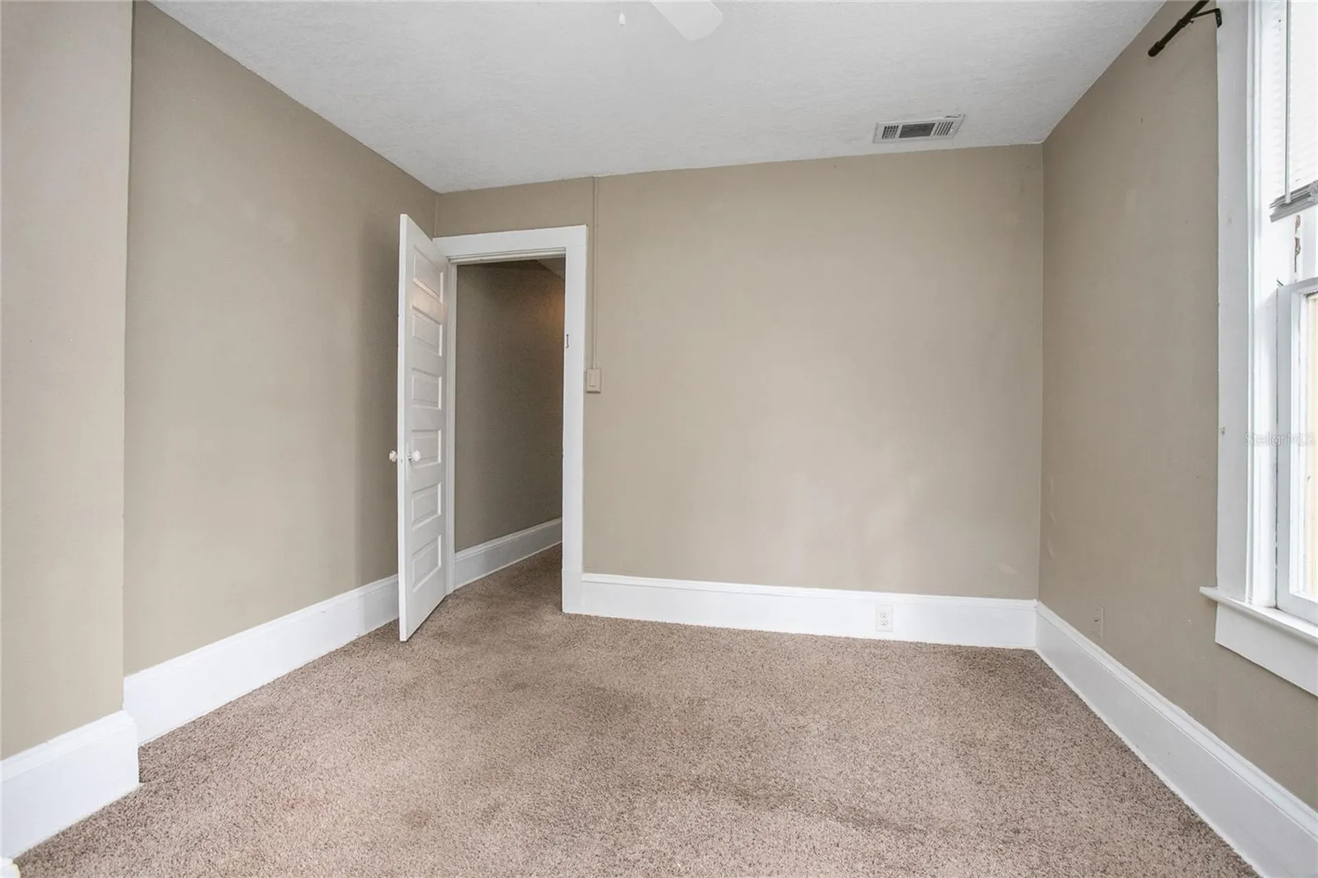 206 W Wisconsin Avenue Deland FL 32720