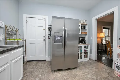 206 W Wisconsin Avenue Deland FL 32720