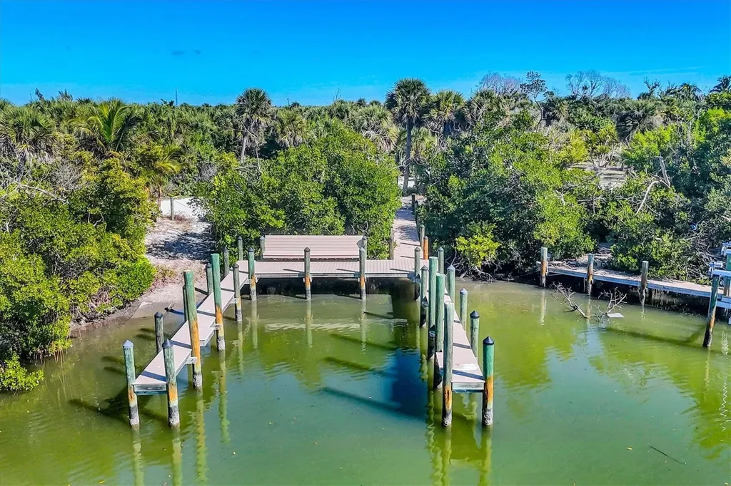 10470 Sunny Dreams Terrace Placida FL 33946