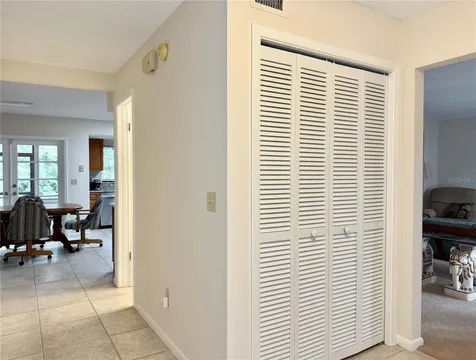 6101 Soaring Avenue Temple Terrace FL 33617