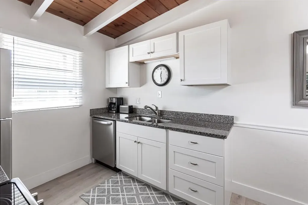 6006 Midnight Pass Road Sarasota FL 34242