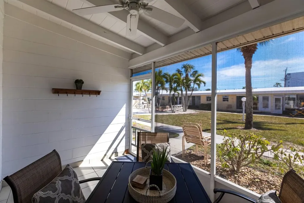 6006 Midnight Pass Road Sarasota FL 34242