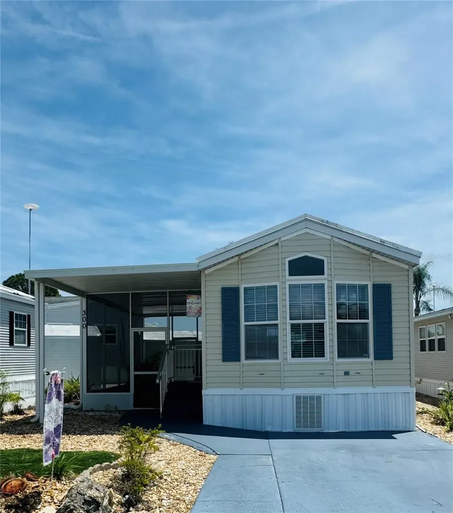 300 Royal Troon Loop Davenport FL 33837