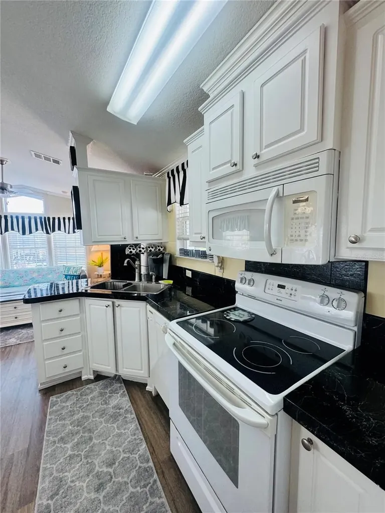 300 Royal Troon Loop Davenport FL 33837
