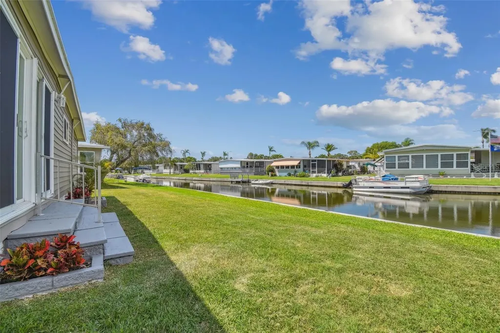 10232 Paradise Drive Largo FL 33773