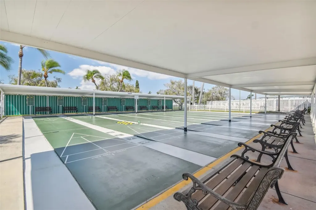 10232 Paradise Drive Largo FL 33773
