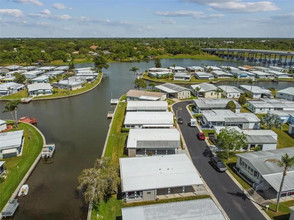 10232 Paradise Drive Largo FL 33773