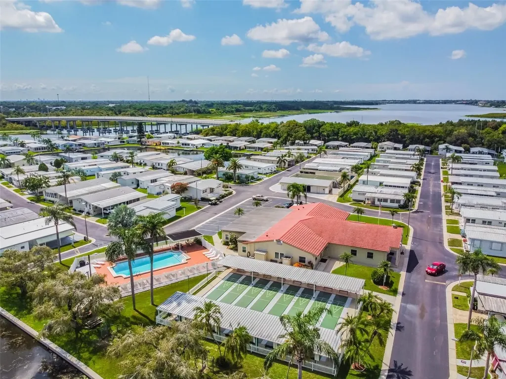 10232 Paradise Drive Largo FL 33773