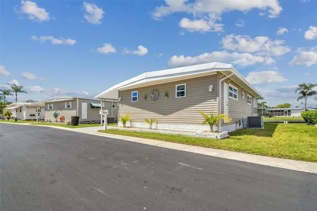 10232 Paradise Drive Largo FL 33773