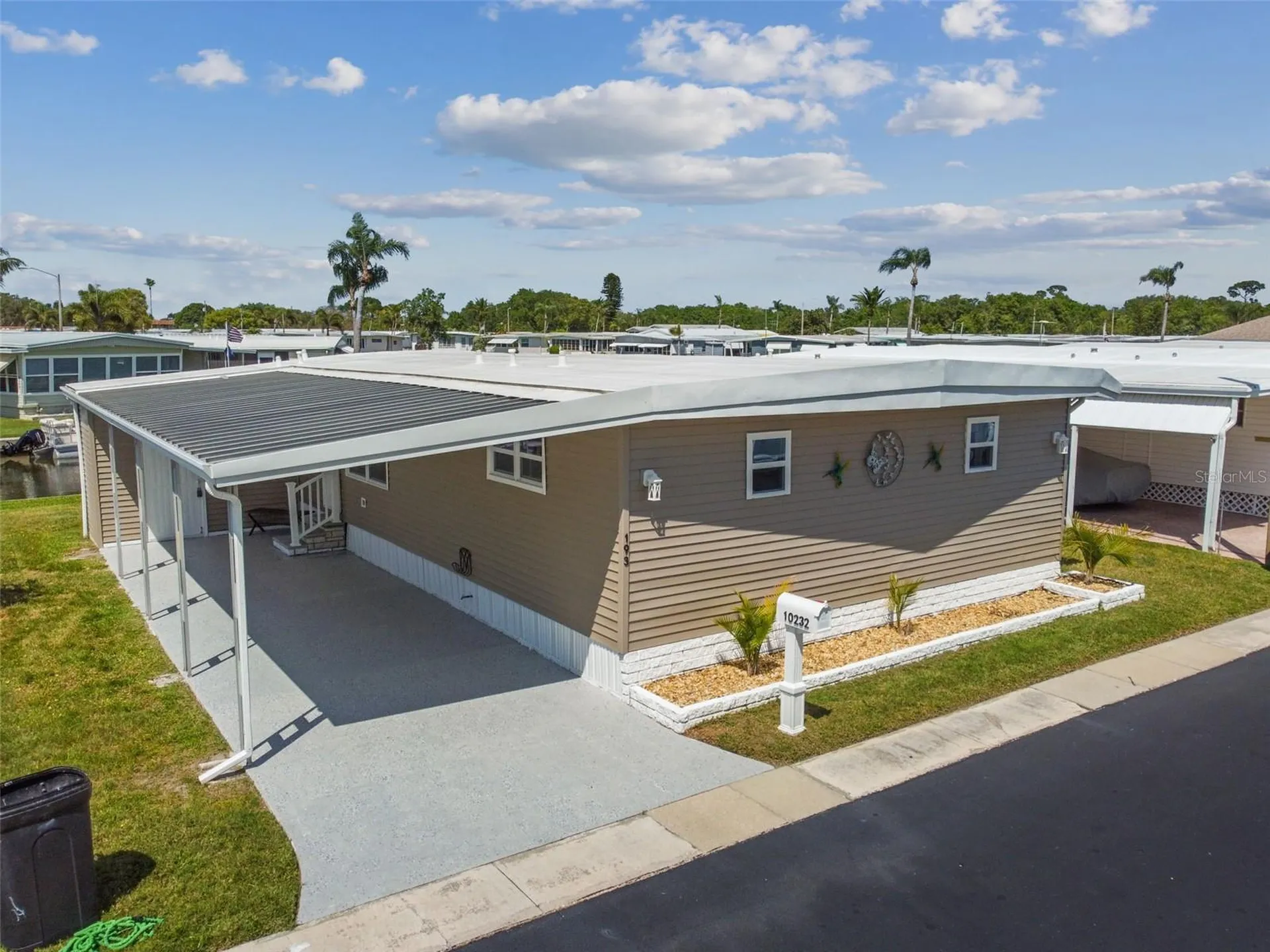 10232 Paradise Drive Largo FL 33773