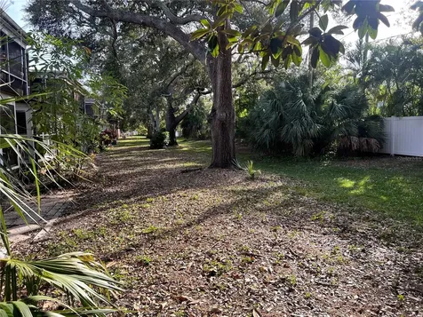 8500 13th Street N St Petersburg FL 33702