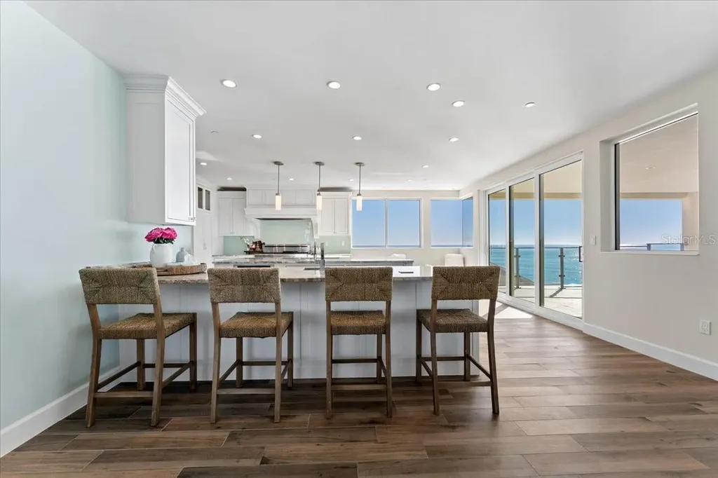 2708 N Beach Road Englewood FL 34223