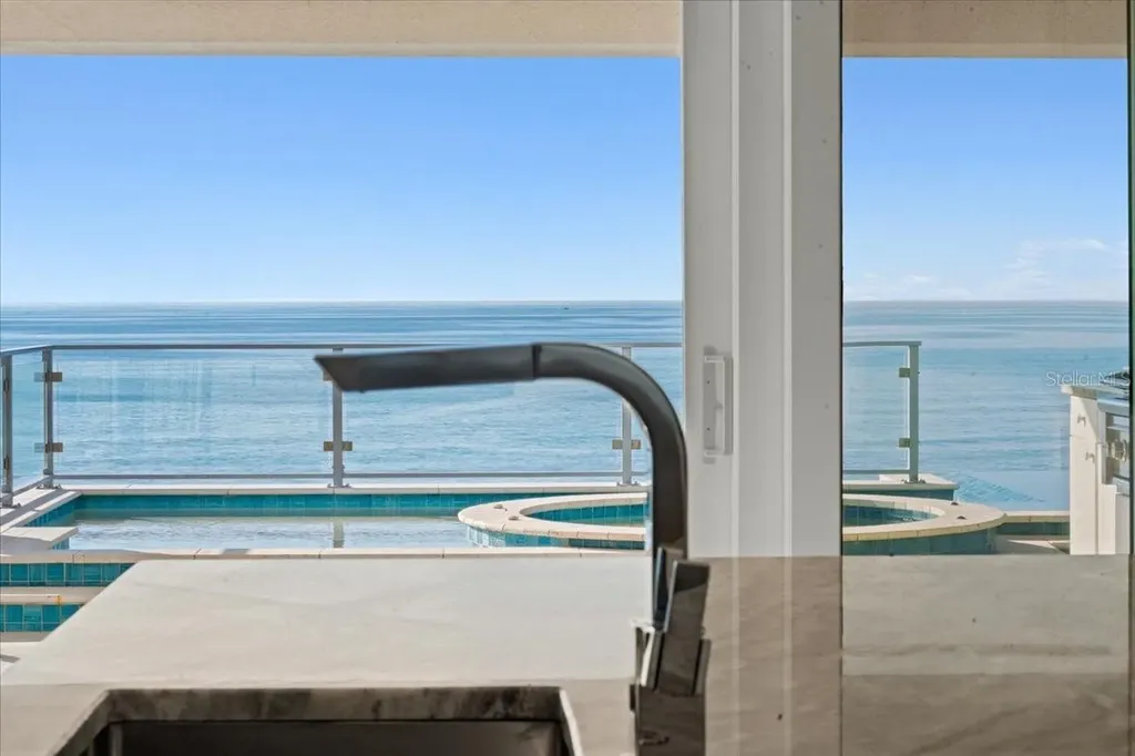 2708 N Beach Road Englewood FL 34223