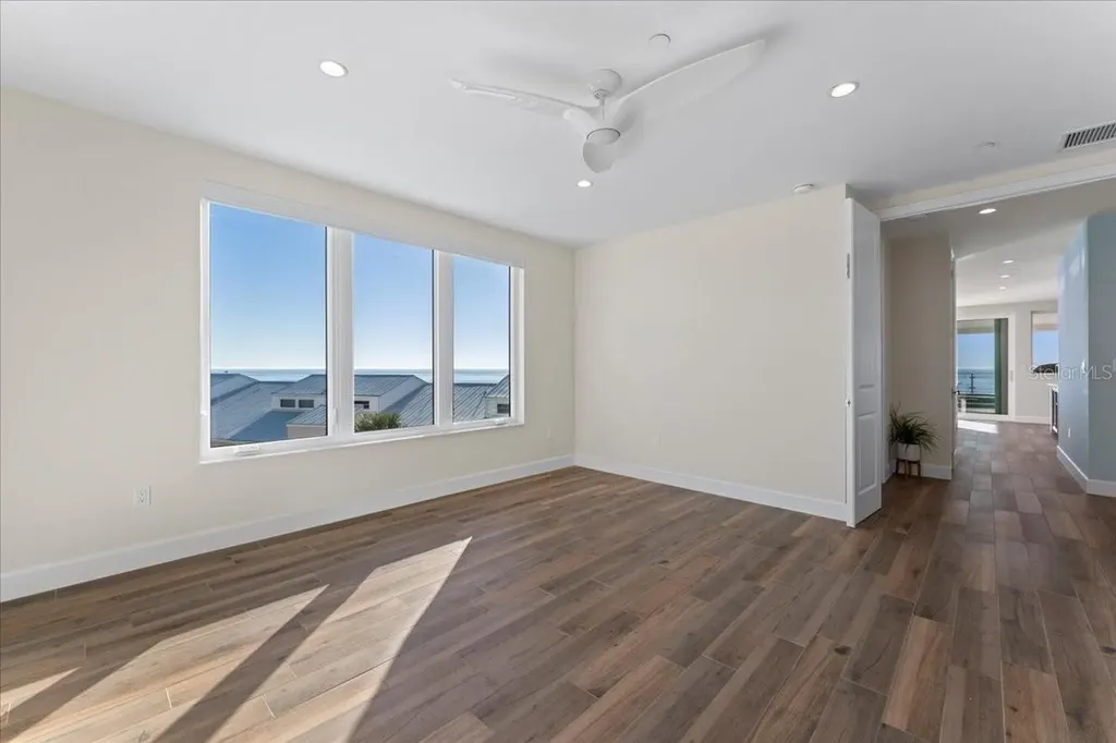 2708 N Beach Road Englewood FL 34223