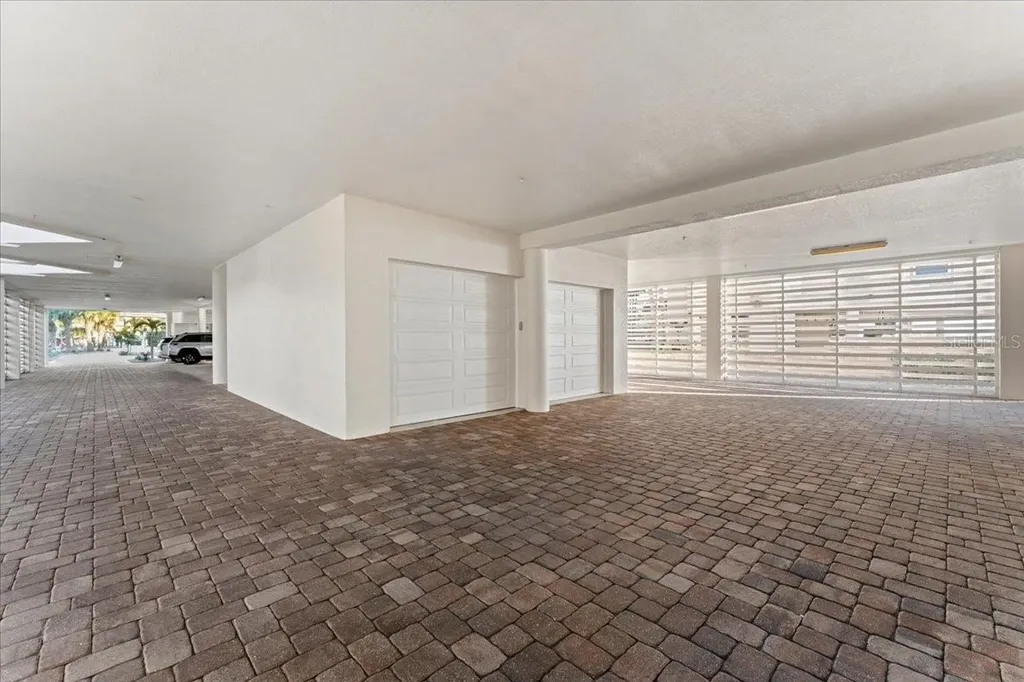 2708 N Beach Road Englewood FL 34223