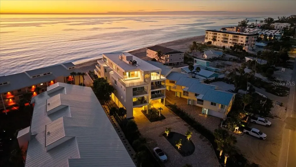 2708 N Beach Road Englewood FL 34223