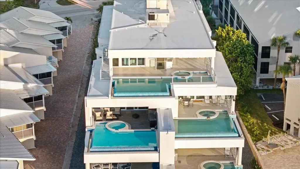 2708 N Beach Road Englewood FL 34223