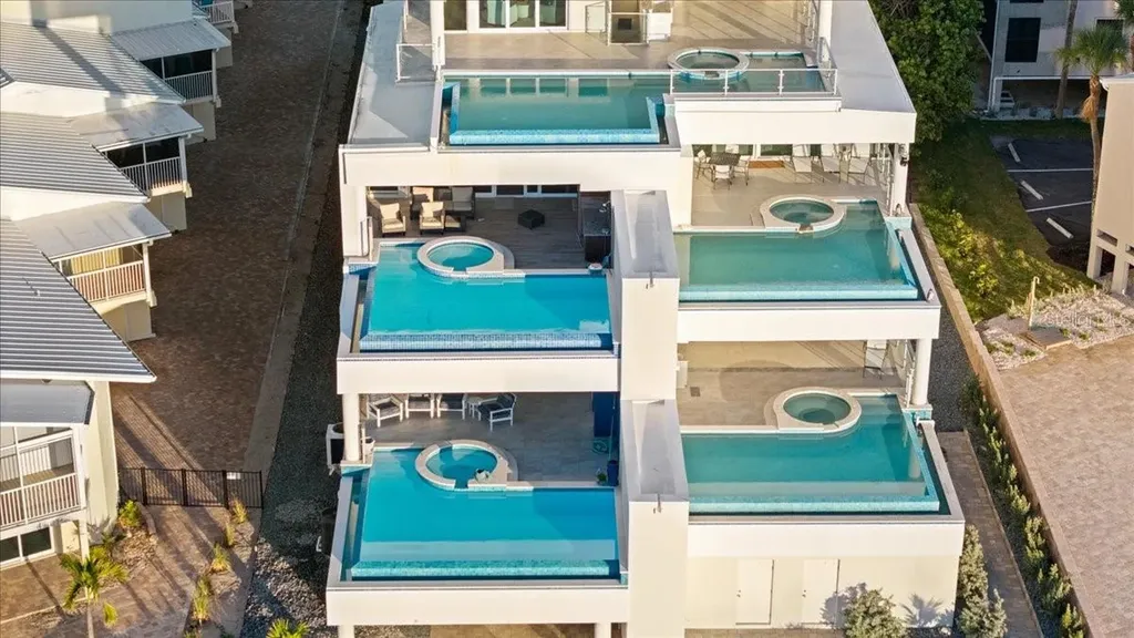 2708 N Beach Road Englewood FL 34223