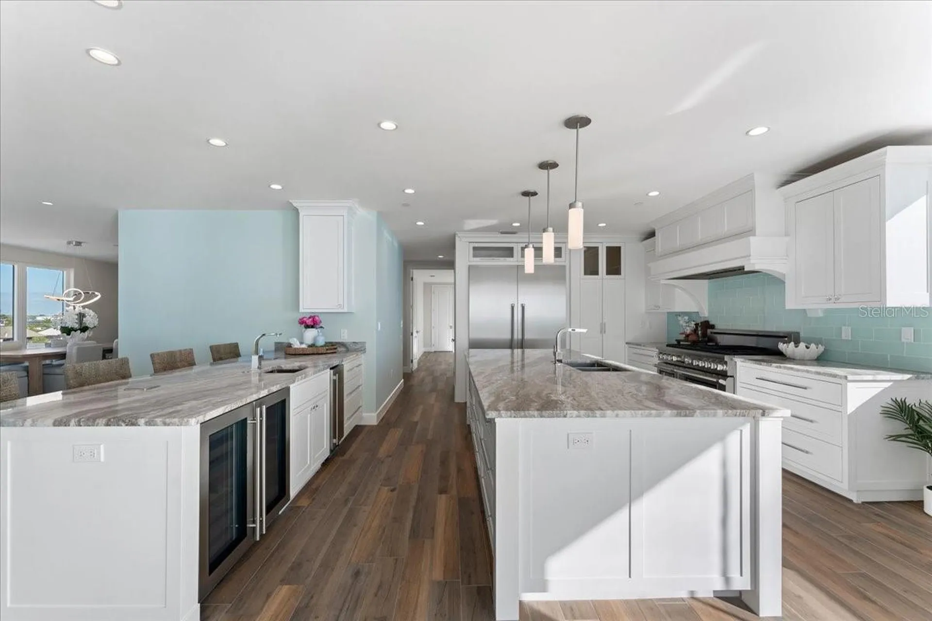 2708 N Beach Road Englewood FL 34223