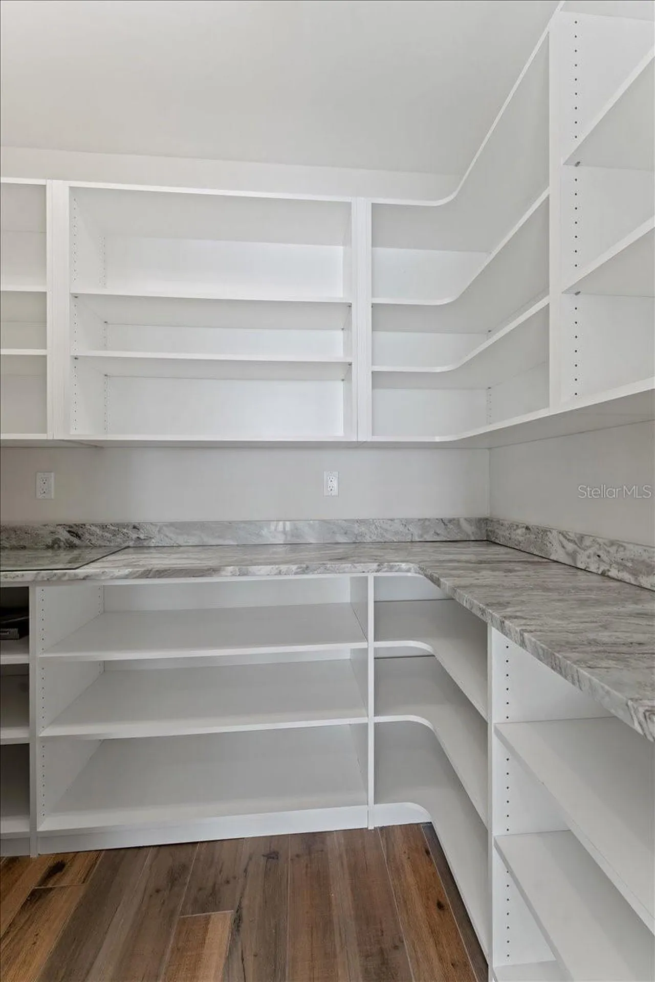 2708 N Beach Road Englewood FL 34223