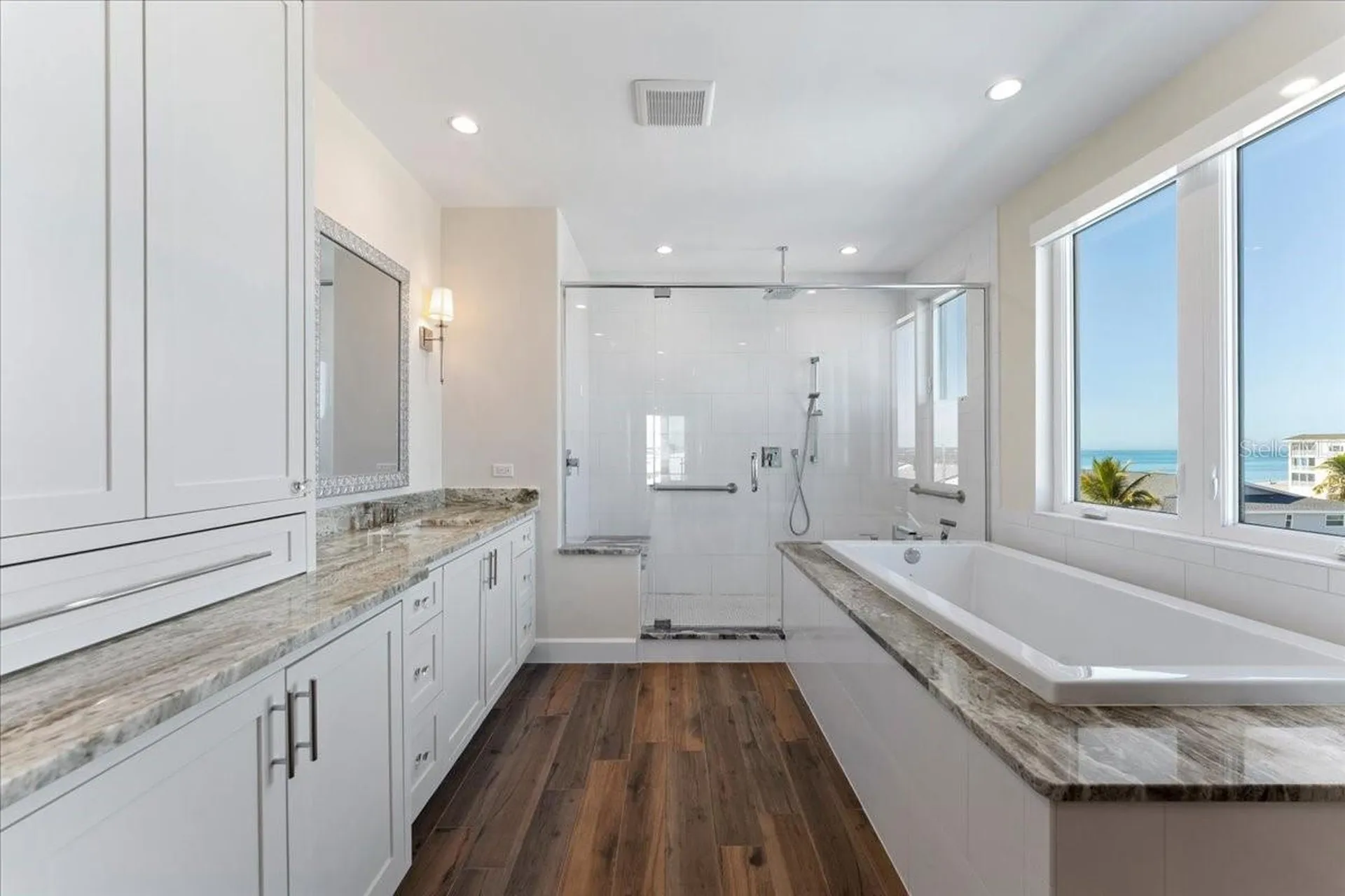 2708 N Beach Road Englewood FL 34223