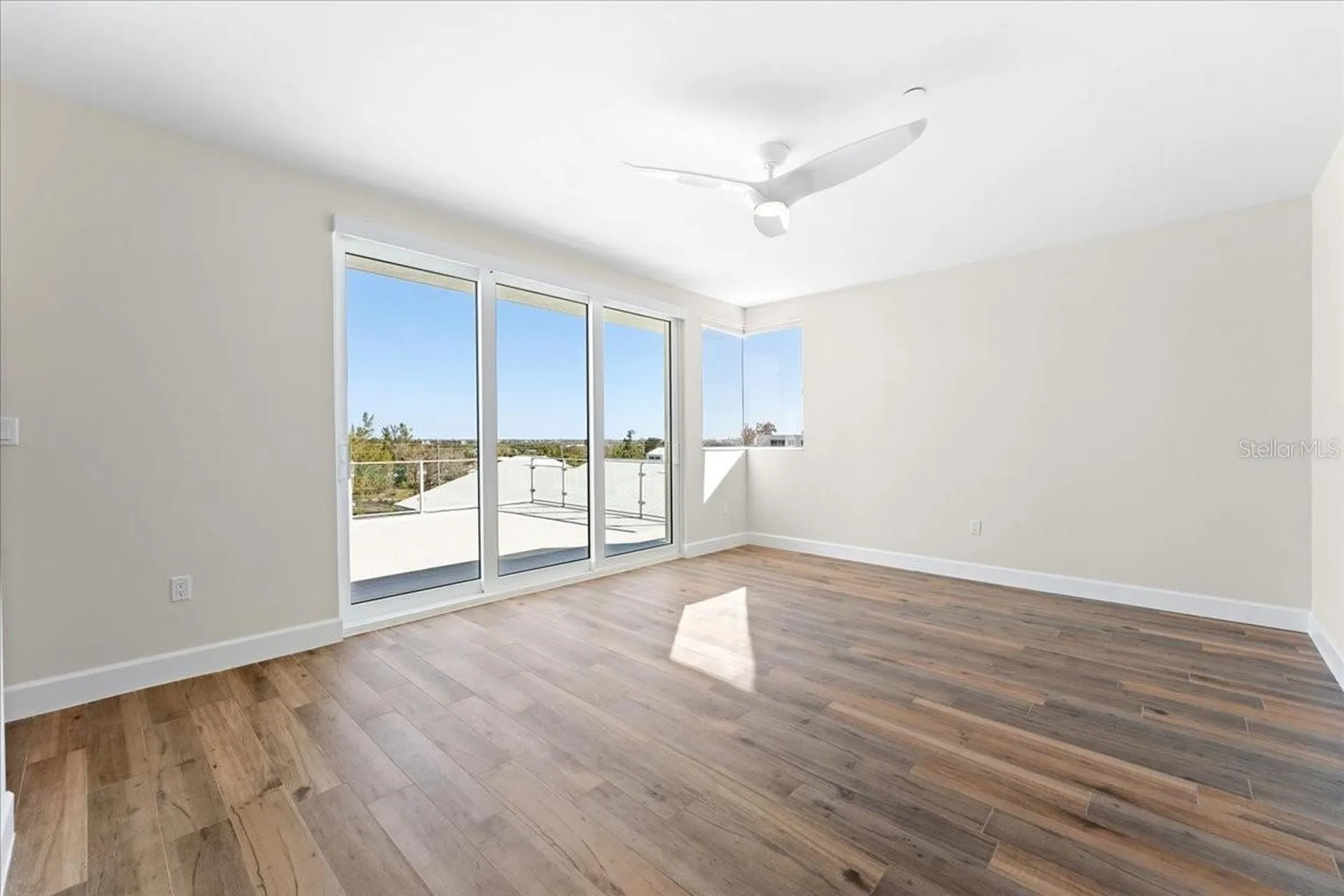 2708 N Beach Road Englewood FL 34223