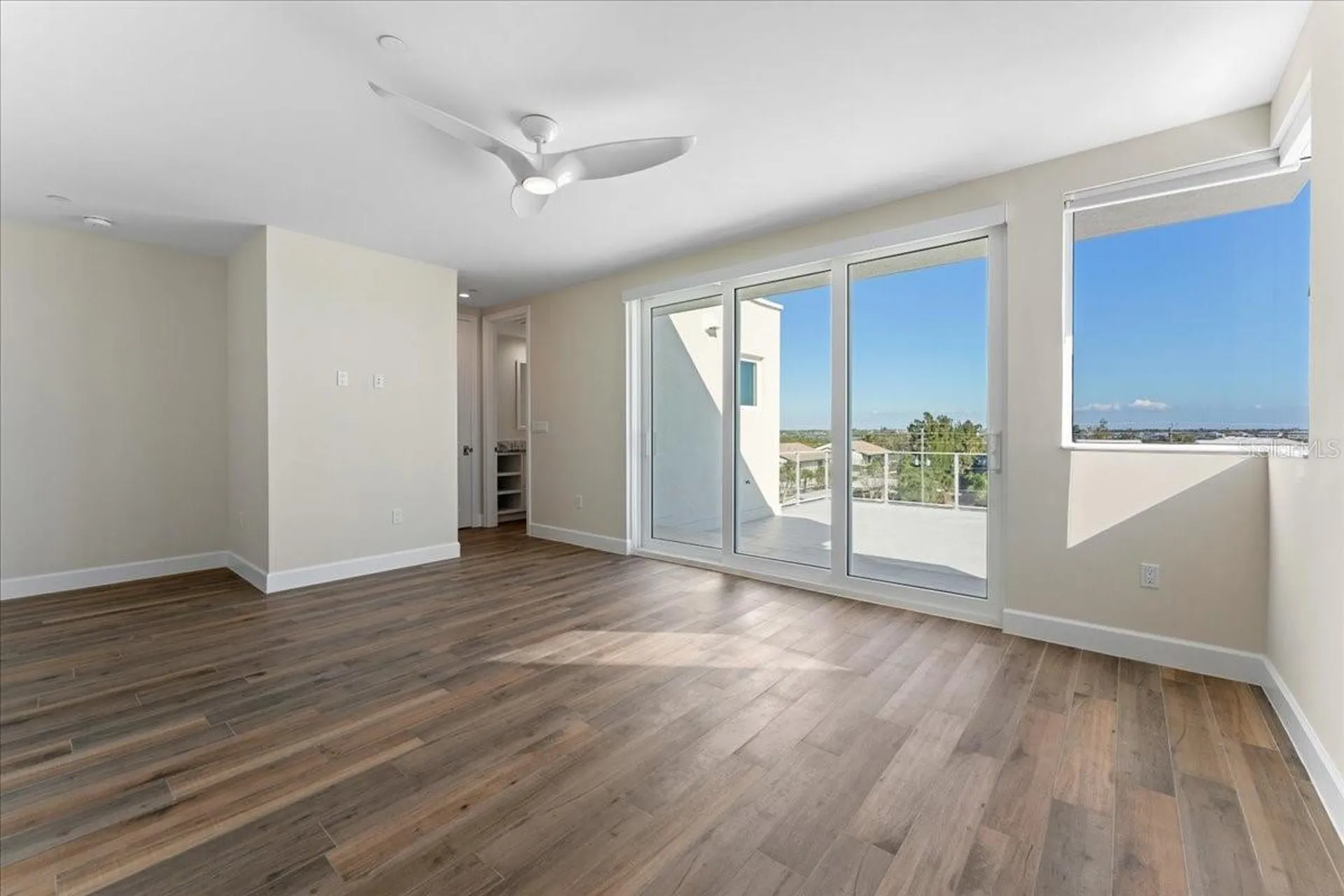 2708 N Beach Road Englewood FL 34223