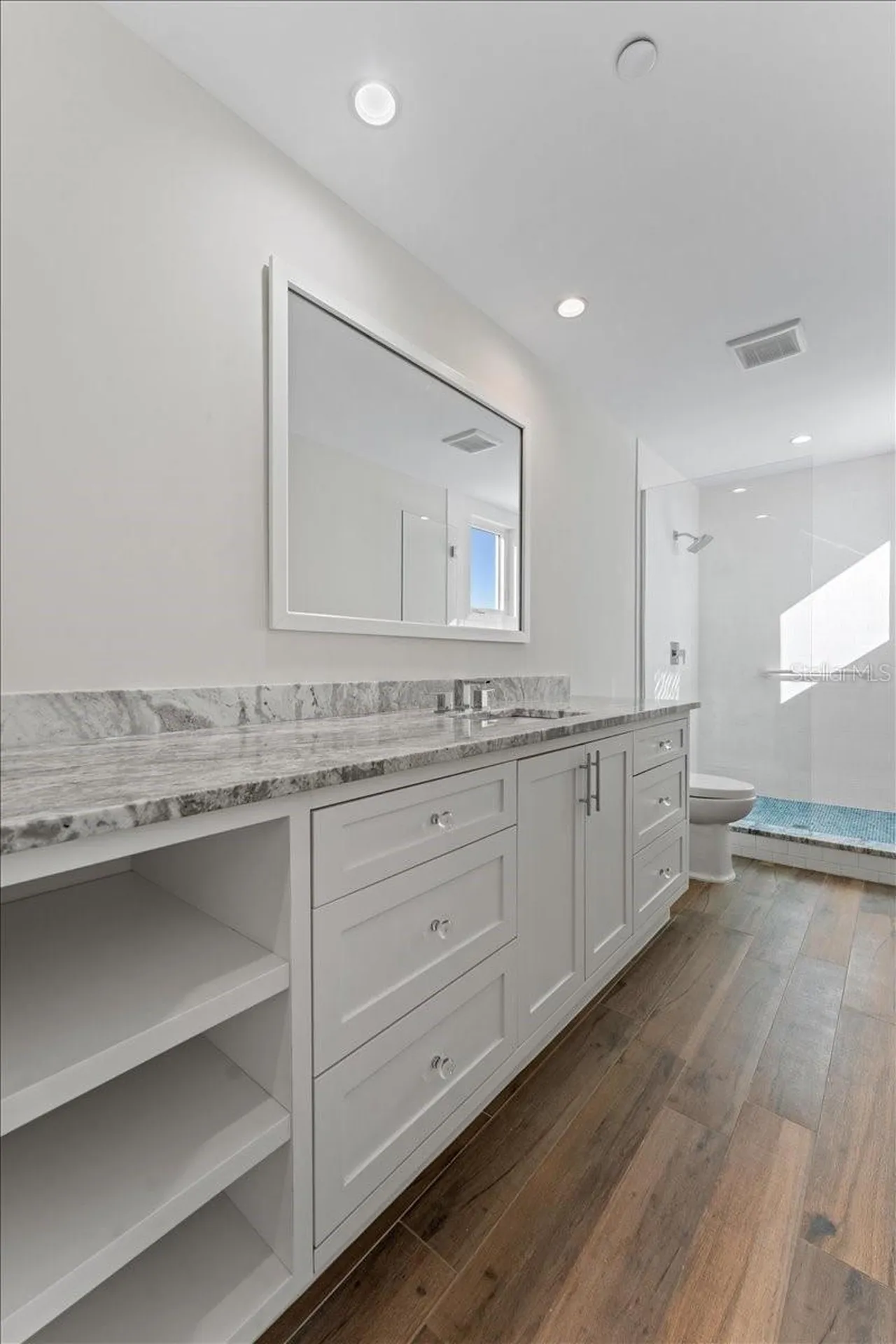 2708 N Beach Road Englewood FL 34223
