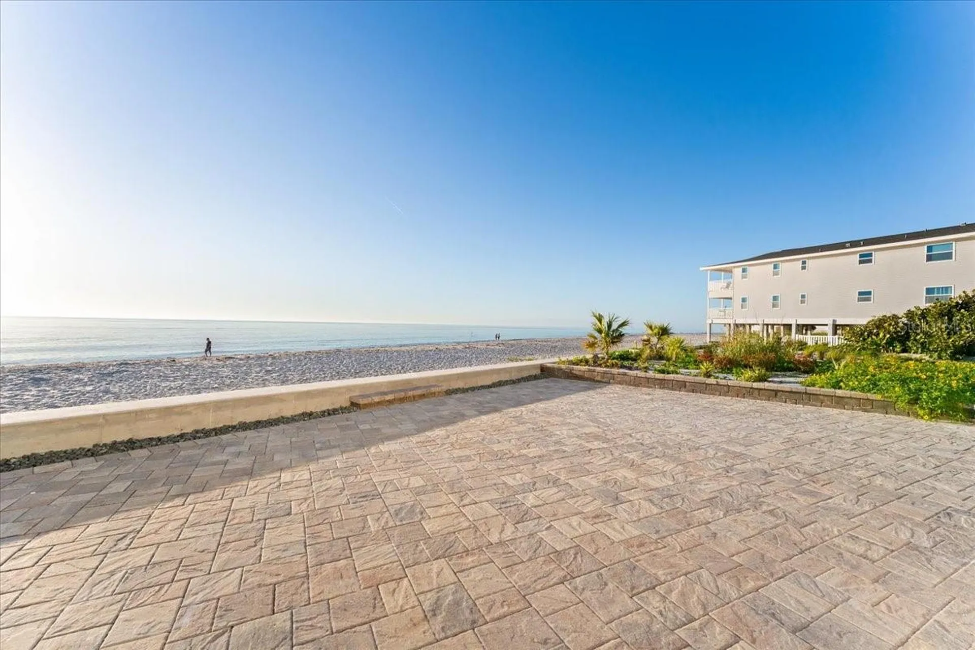 2708 N Beach Road Englewood FL 34223