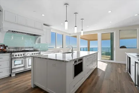 2708 N Beach Road Englewood FL 34223
