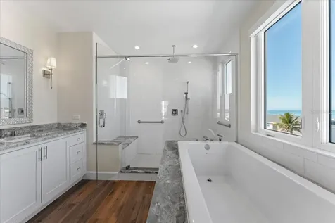 2708 N Beach Road Englewood FL 34223
