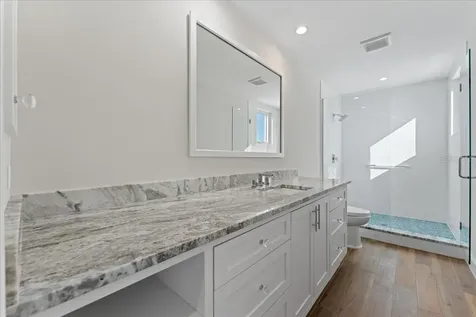 2708 N Beach Road Englewood FL 34223