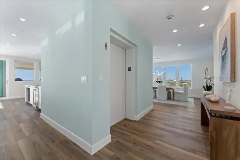 2708 N Beach Road Englewood FL 34223
