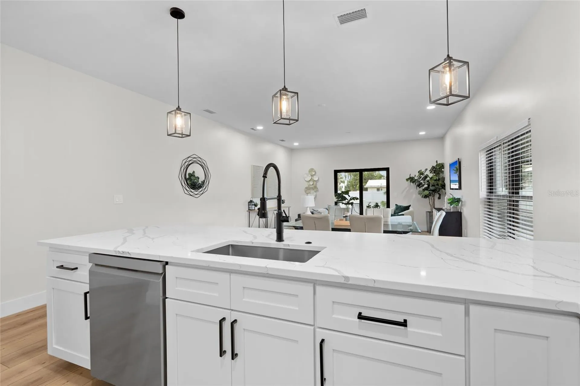 4308 W Gray Street Tampa FL 33609
