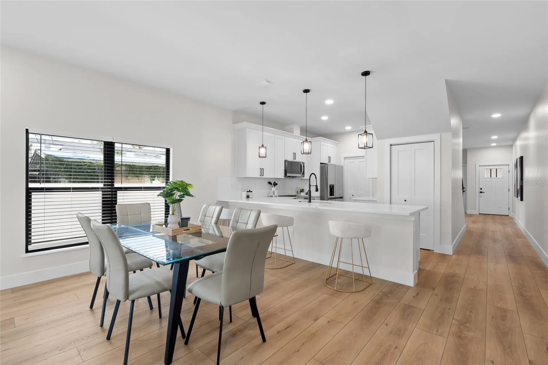 4308 W Gray Street Tampa FL 33609