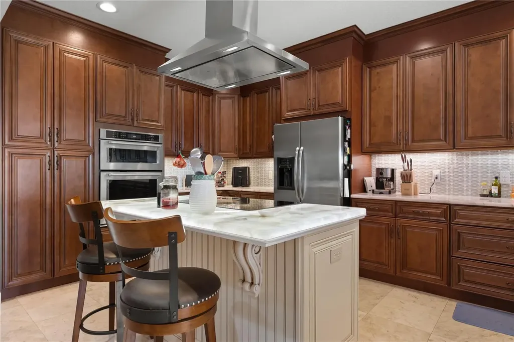 9923 Manatee Avenue W Bradenton FL 34209
