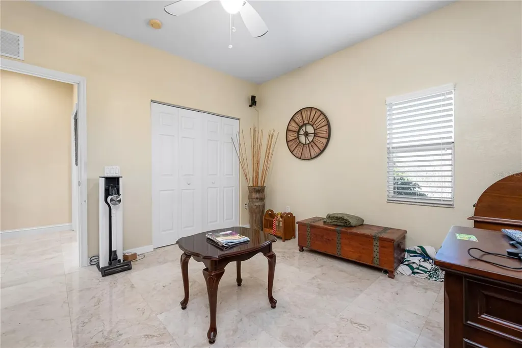 9923 Manatee Avenue W Bradenton FL 34209