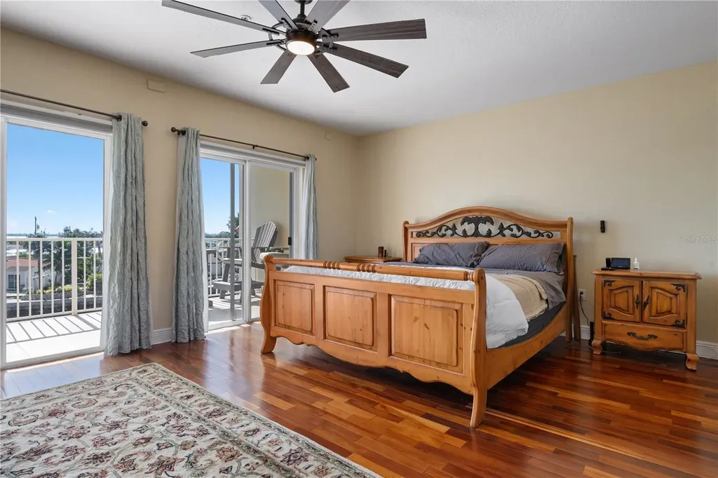 9923 Manatee Avenue W Bradenton FL 34209