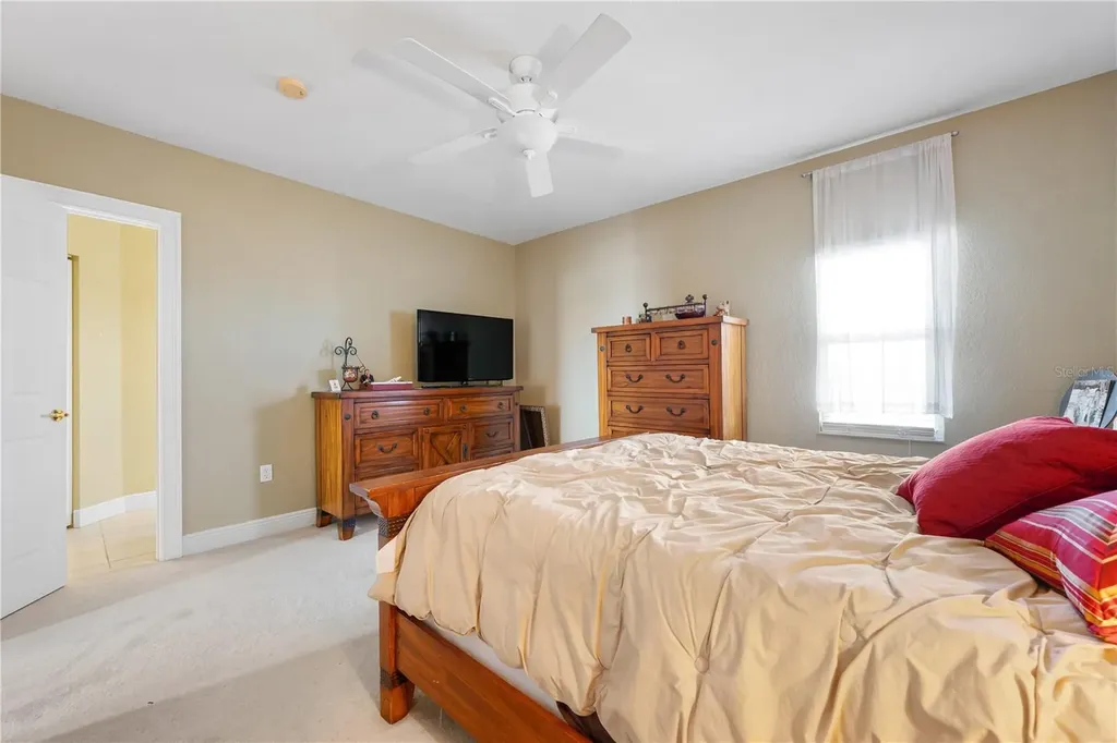 9923 Manatee Avenue W Bradenton FL 34209