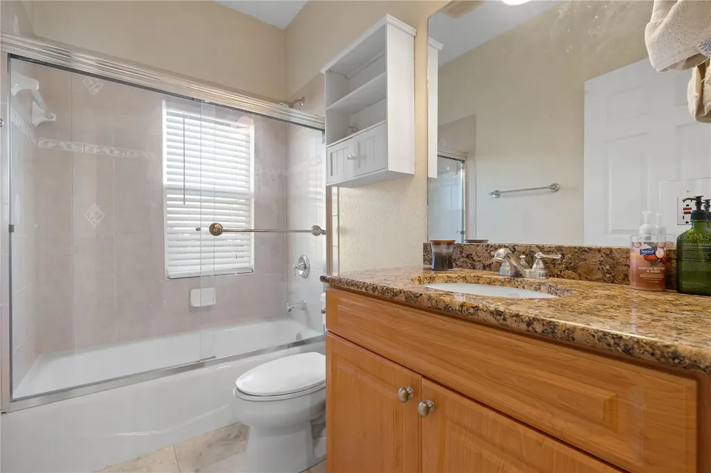 9923 Manatee Avenue W Bradenton FL 34209