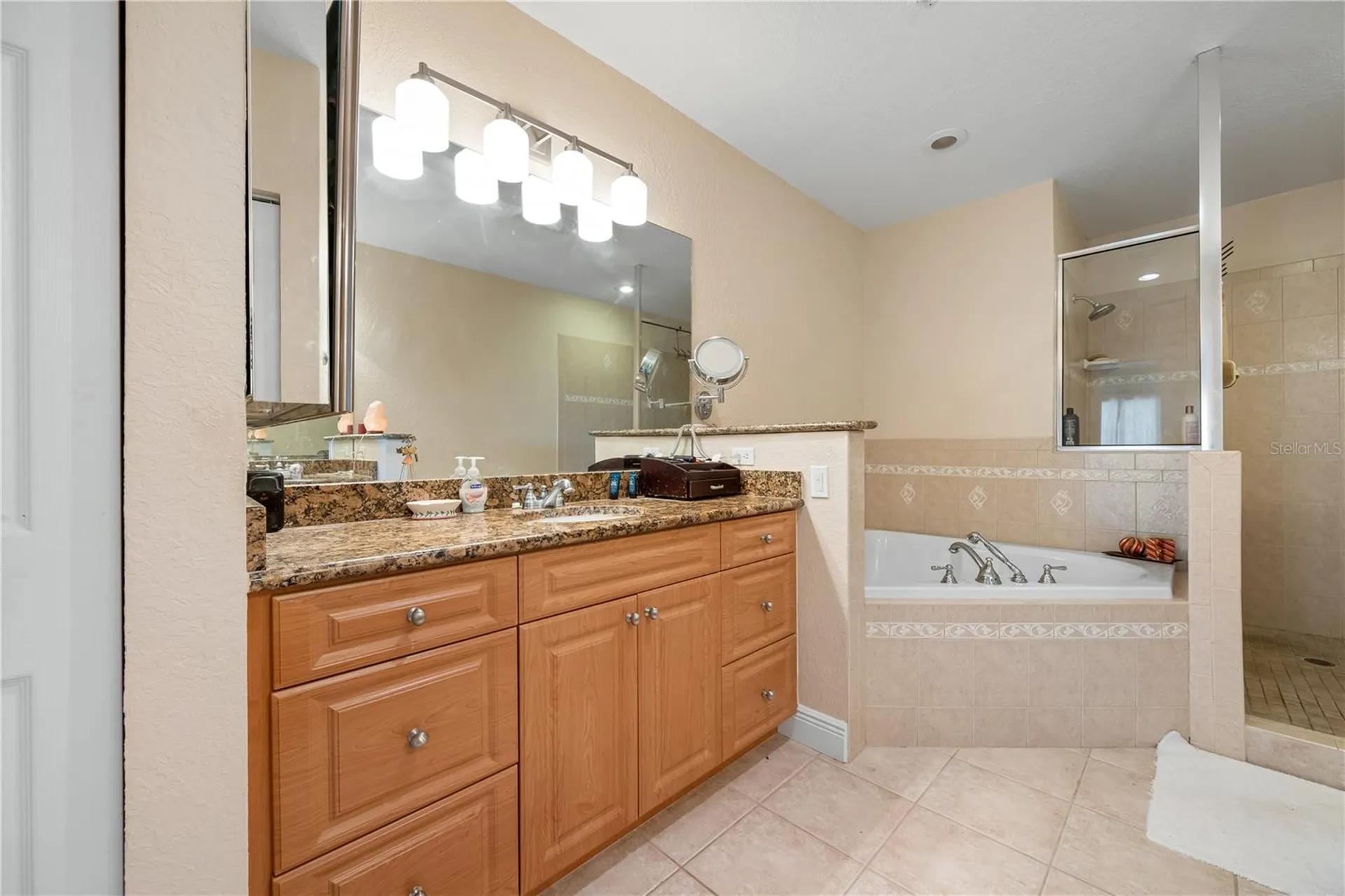 9923 Manatee Avenue W Bradenton FL 34209