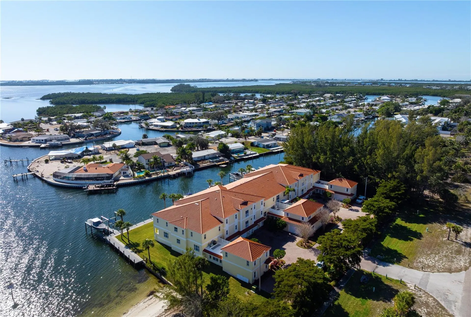 9923 Manatee Avenue W Bradenton FL 34209