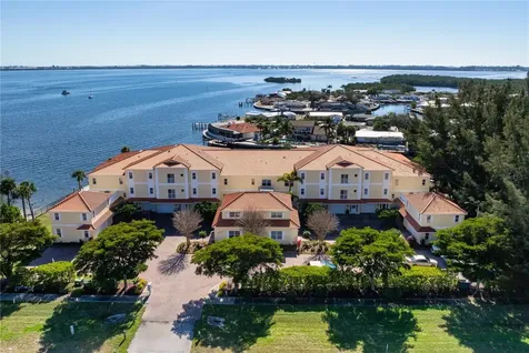 9923 Manatee Avenue W Bradenton FL 34209