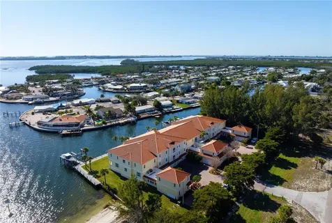 9923 Manatee Avenue W Bradenton FL 34209