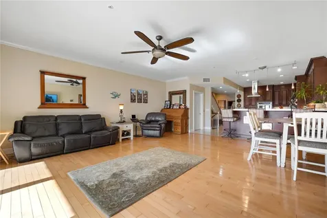 9923 Manatee Avenue W Bradenton FL 34209