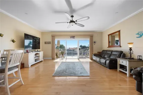 9923 Manatee Avenue W Bradenton FL 34209