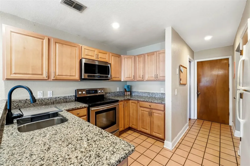 2120 Wildwood Lane Auburndale FL 33823
